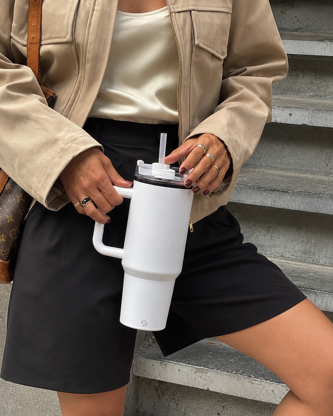 HYBRDE Flow Tumbler — 800 ml